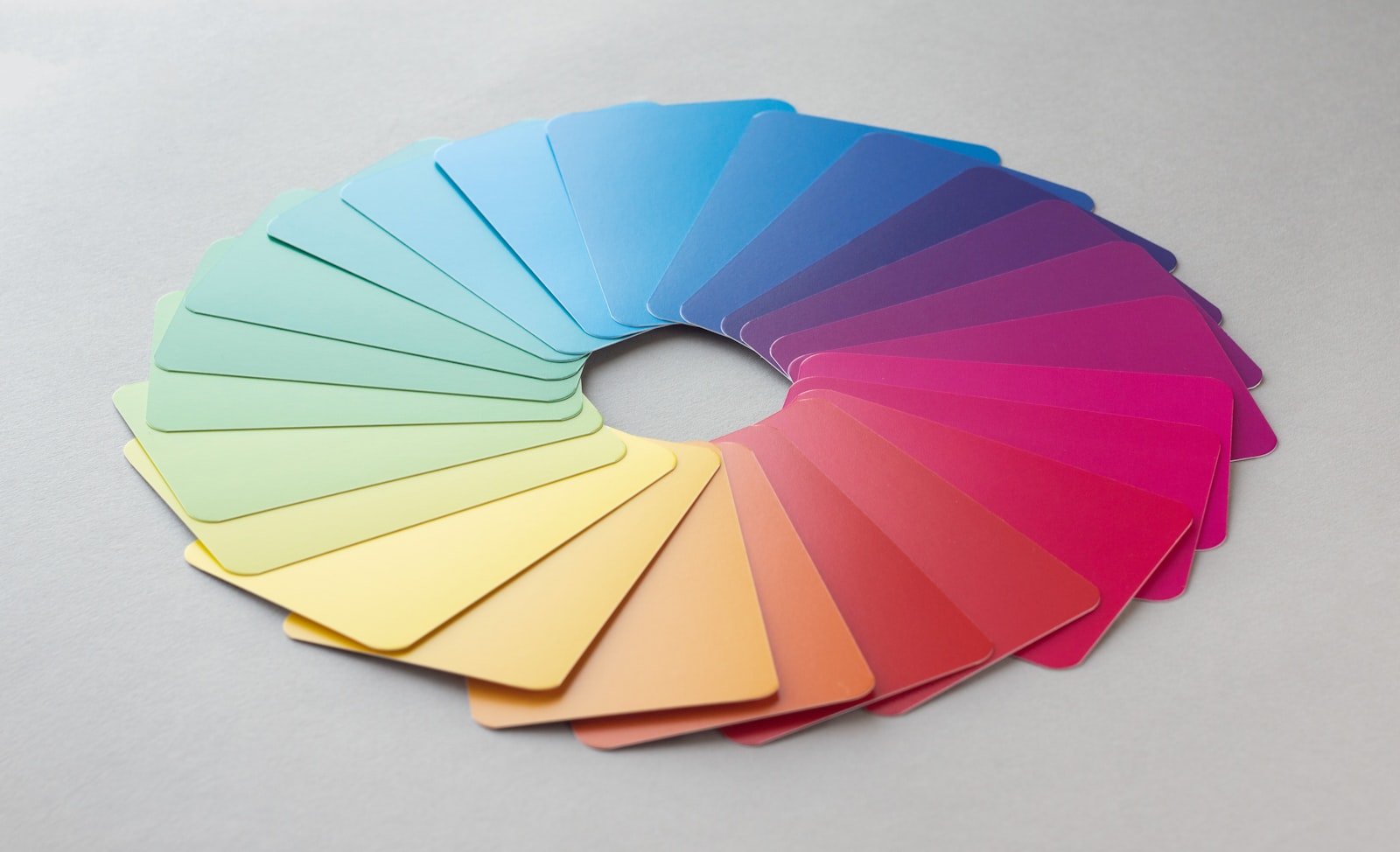 Circle of color swatches